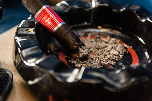 Cigar Shop «MC Cigar Shop and Lounge», reviews and photos, 3331 Lithia Pinecrest Rd, Valrico, FL 33596, USA