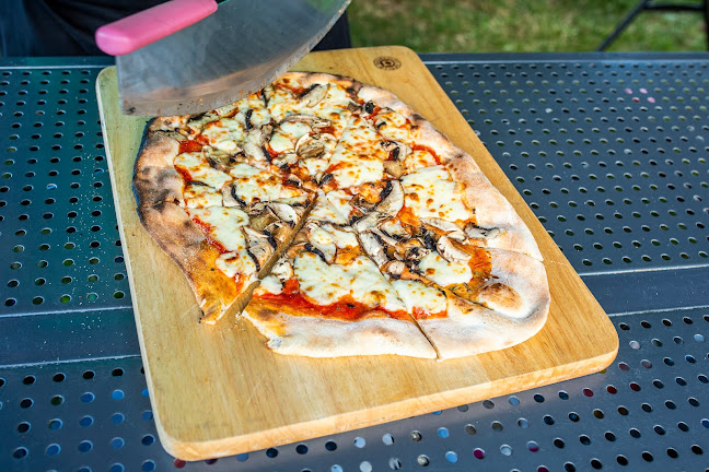 Reviews of Nomadi Pizza in Norwich - Caterer