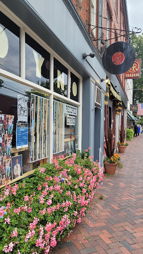 Coffee Shop «Starbucks», reviews and photos, 23 Market Square, Newburyport, MA 01950, USA