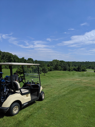 Golf Course «Huron Hills Golf Course», reviews and photos, 3465 E Huron River Dr, Ann Arbor, MI 48104, USA