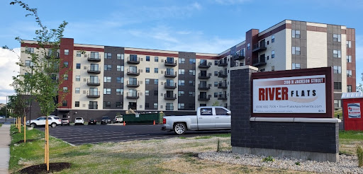 Roofing Contractor «Paramount Roofing and Siding, LLC», reviews and photos, 5531 Femrite Dr, Madison, WI 53718, USA