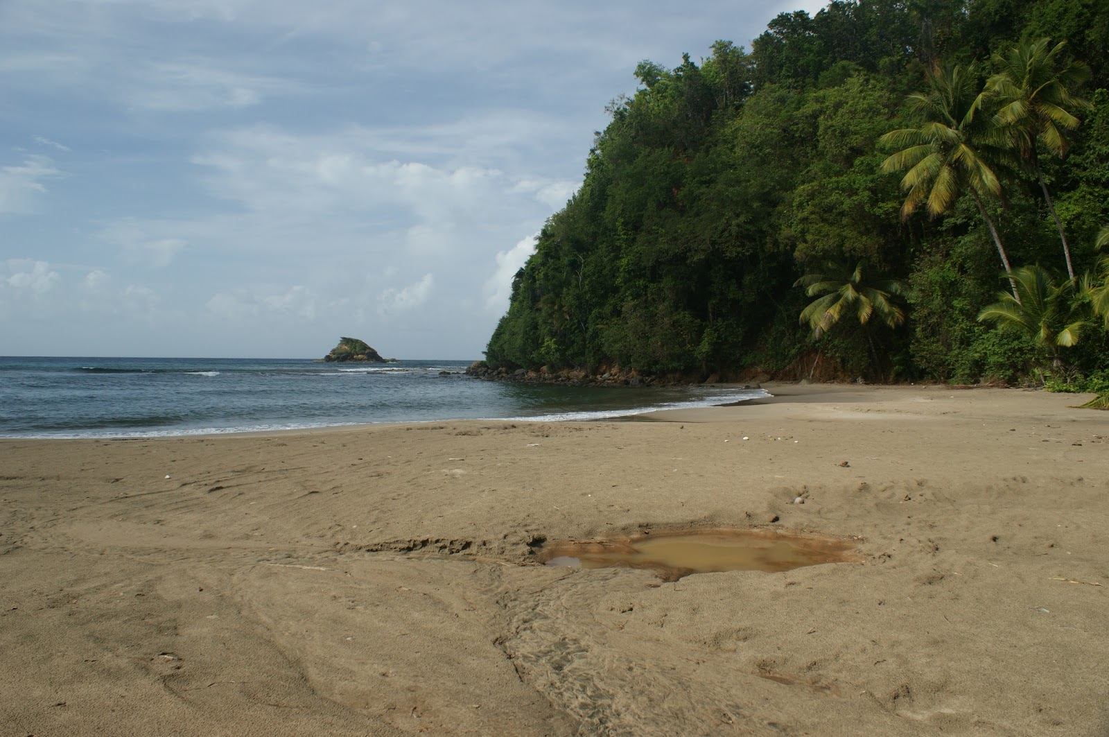 Photo of Number One Beach with partly clean level of cleanliness
