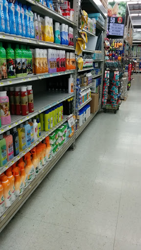 Pet Supply Store «Pet Club Emeryville», reviews and photos, 3535 Hollis St, Oakland, CA 94608, USA