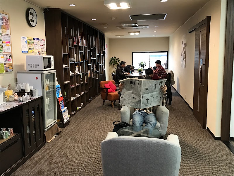 勉強カフェ岡山スタジオ 岡山県岡山市北区駅元町 コミュニティ センター グルコミ