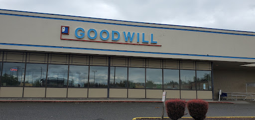 Thrift Store «Maple Valley Goodwill», reviews and photos, 27077 Maple Valley Black Diamond Rd SE, Maple Valley, WA 98038, USA
