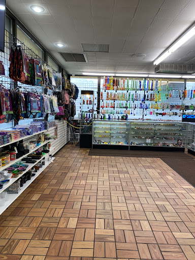 Tobacco Shop «Ra Shop #9 Lafayette», reviews and photos, 1905 NW Evangeline Throughway, Lafayette, LA 70501, USA