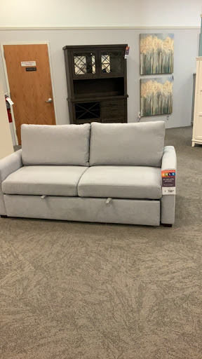 Furniture Store «Raymour & Flanigan Furniture and Mattress Store», reviews and photos, 610 Exterior Street, Bronx, NY 10451, USA