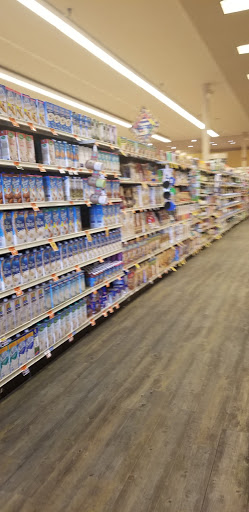 Grocery Store «Safeway», reviews and photos, 2890 NW Bucklin Hill Rd, Silverdale, WA 98383, USA