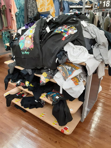 Discount Store «Walmart», reviews and photos, 8350 Shaver Rd, Portage, MI 49024, USA