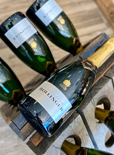 Wine Store «The Wine Sampler», reviews and photos, 4107 Oleander Dr Suite C, Wilmington, NC 28403, USA