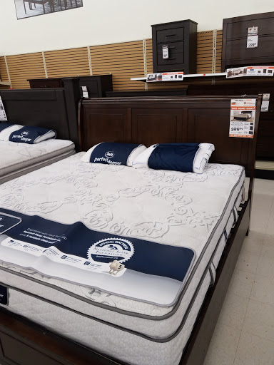 Discount Store «Big Lots», reviews and photos, 1301 W Meeker St, Kent, WA 98032, USA