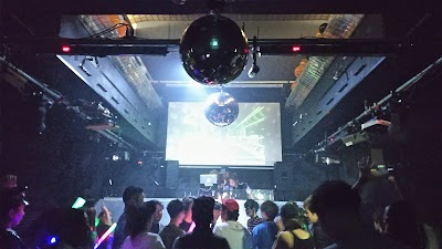 ＬＯＵＮＧＥ・ＢＲＥＭＥＮ