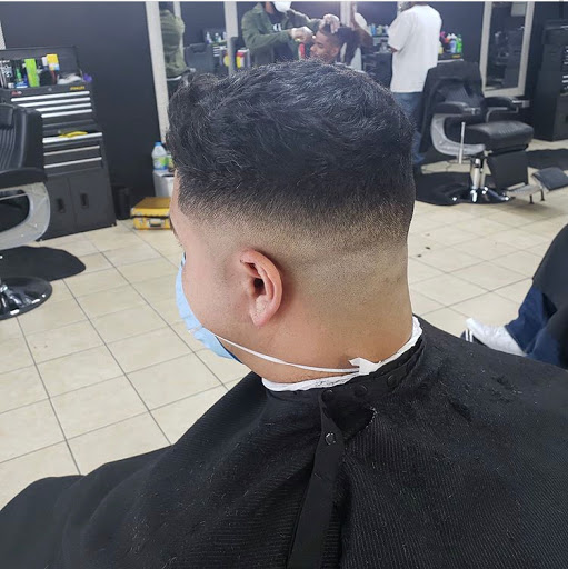 Barber Shop «Cuts & Creations Barber Shop & Salon», reviews and photos, 1025 Veterans Memorial Hwy SE Suite 570, Mableton, GA 30126, USA