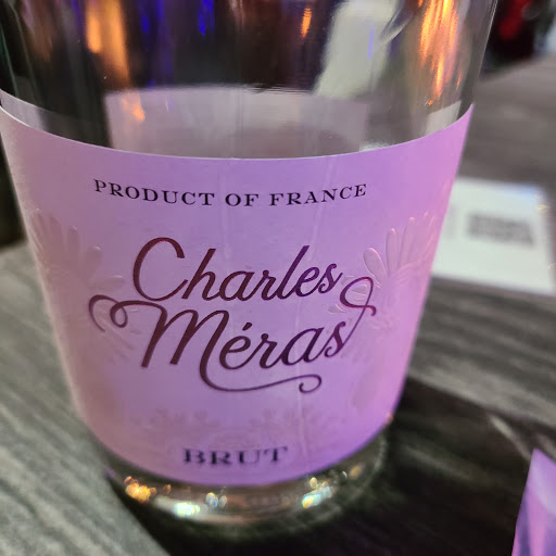 Bar «Village Wines», reviews and photos, 14450 Woodinville-Redmond Rd NE, Woodinville, WA 98072, USA