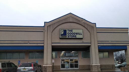 Thrift Store «Goodwill», reviews and photos, 228 NJ-35, Cliffwood, NJ 07721, USA