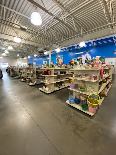 Thrift Store «Goodwill», reviews and photos