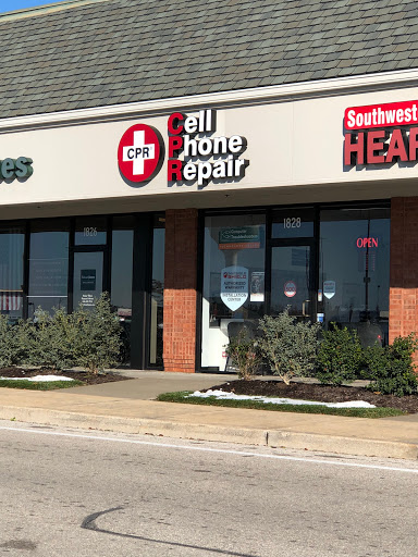 Electronics Repair Shop «CPR Cell Phone Repair Wentzville», reviews and photos, 1828 Wentzville Pkwy, Wentzville, MO 63385, USA