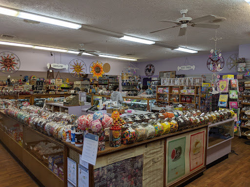 Candy Store «Wayside Country Store», reviews and photos, 1015 Boston Post Rd E #1, Marlborough, MA 01752, USA