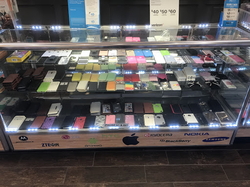 Cell Phone Store «Bestcom Wireless», reviews and photos, 6118 N Broadway St, Chicago, IL 60660, USA