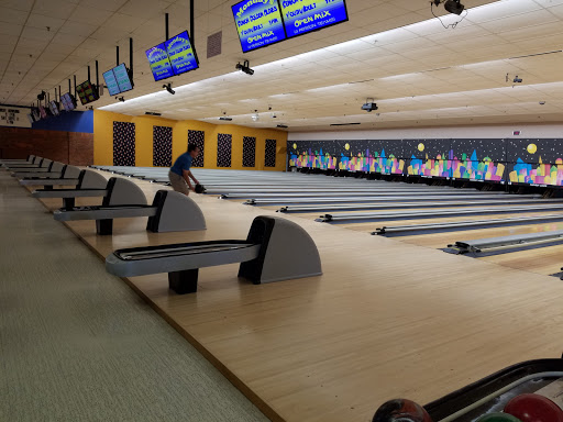 Bowling Alley «Harvest Lanes», reviews and photos, 4101 N St Peters Pkwy, St Peters, MO 63304, USA