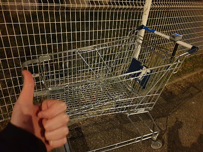 Fourré d'Anus à Fouronnes