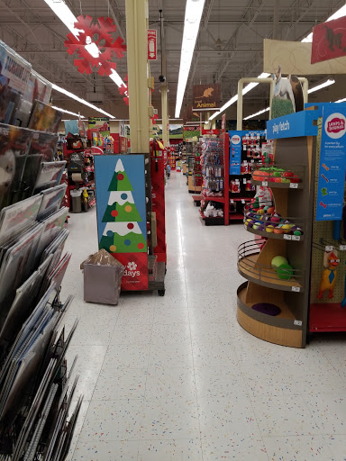 Pet Supply Store «Petco Animal Supplies», reviews and photos, 2140 E Blvd St, Kokomo, IN 46902, USA