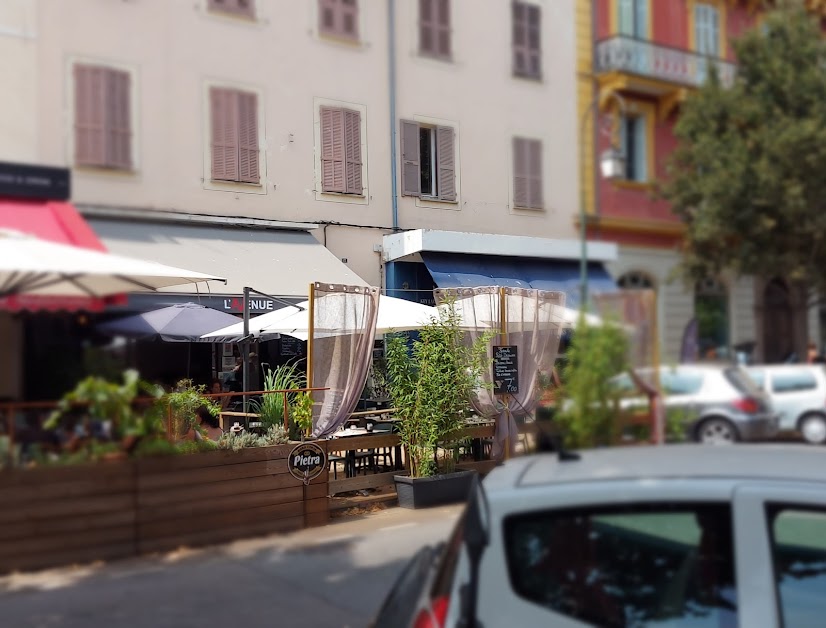 L’Avenue Café Brasserie à Ajaccio