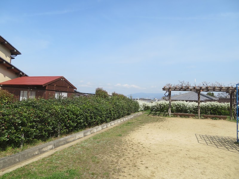 香里ヒルズ北公園