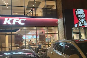 KFC Southampton - Hedge End image