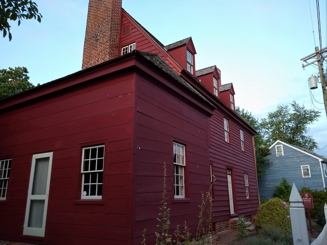 Shiplap House