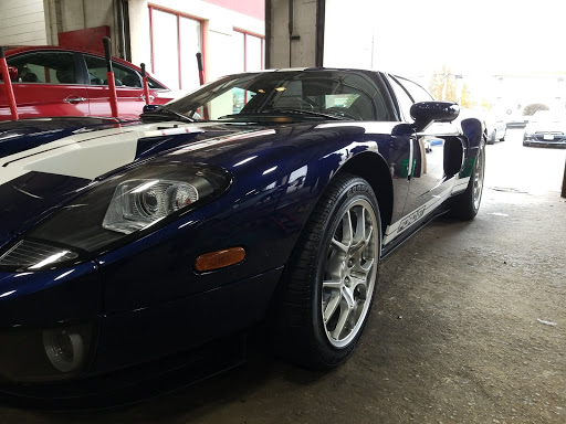 Tire Shop «Discount Tire Store - Oak Lawn, IL», reviews and photos, 6635 95th St, Oak Lawn, IL 60453, USA