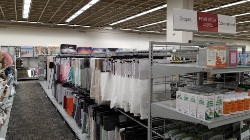 Clothing Store «Burlington Coat Factory», reviews and photos, 940 Silver Ln, East Hartford, CT 06118, USA