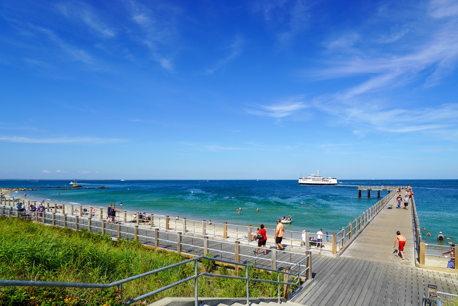 Photo of Oak Bluffs Town Beach with bright sand surface