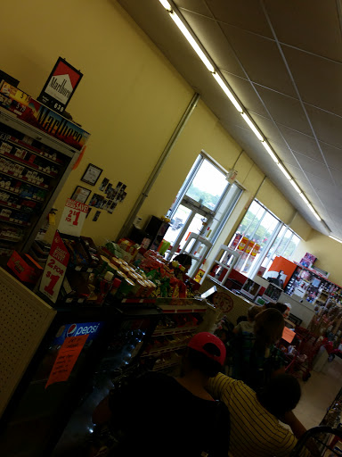 Dollar Store «FAMILY DOLLAR», reviews and photos, 459 Agler Rd, Gahanna, OH 43230, USA