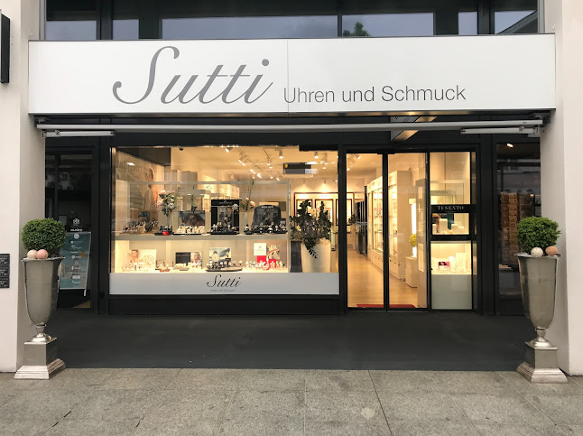 Sutti Uhren und Schmuck