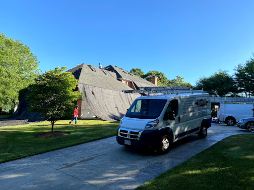 Roofing Contractor «Easton Roofing», reviews and photos, 17 Reynolds St, North Easton, MA 02356, USA