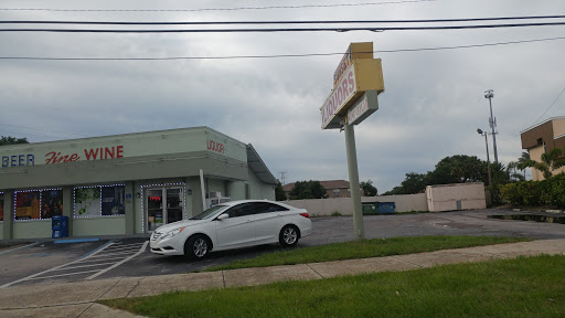 Liquor Store «Sunset Point Liquors», reviews and photos, 2516 Sunset Point Rd, Clearwater, FL 33765, USA
