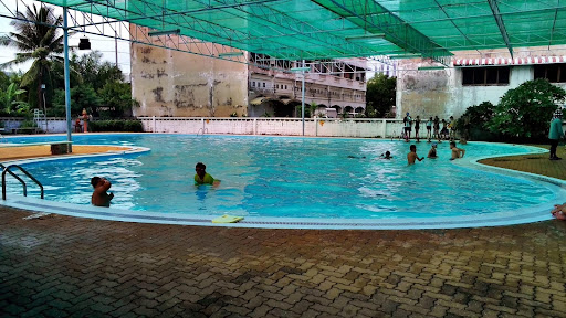Ram Inthra Km. 2 Swimming Pool