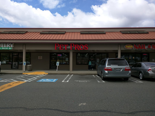 Pet Supply Store «Pet Pros Newcastle», reviews and photos, 6927 Coal Creek Pkwy SE, Newcastle, WA 98059, USA