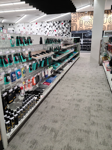 Office Supply Store «Staples», reviews and photos, 165 Middlesex Ave, Somerville, MA 02145, USA