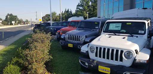Jeep Dealer «Route 18 Chrysler Jeep Dodge Ram», reviews and photos, 400 NJ-18, East Brunswick, NJ 08816, USA