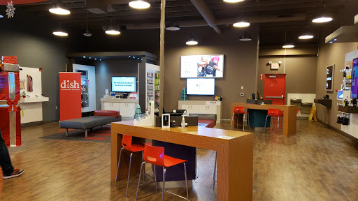 Cell Phone Store «Verizon Authorized Retailer, TCC», reviews and photos, 1327 E Tipton St, Seymour, IN 47274, USA
