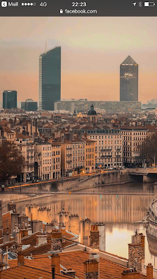 2 A CONSEILS à Lyon