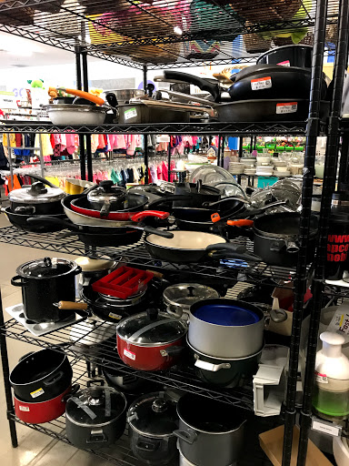 Thrift Store «Yuma Frontage Goodwill Retail Store & Donation Center», reviews and photos