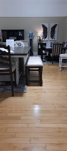 Furniture Store «American Signature Furniture», reviews and photos, 15018 N Dale Mabry Hwy, Tampa, FL 33618, USA