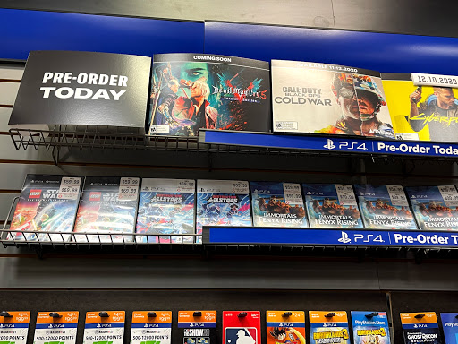 Video Game Store «GameStop», reviews and photos, 184 W Farms Mall, Farmington, CT 06032, USA