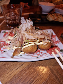 Takoyaki du Restaurant de nouilles (ramen) iSSHIN Ramen Olympiades - spécialités de ramen japonais à Paris - n°3