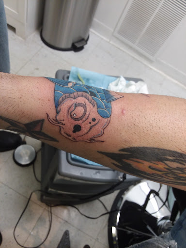 Explore tattoo ideas polynesian, creative tattoo ideas in Salem, available at Outwest Tattoo and body piercing ,30 years of tattooing,only life time guarantee