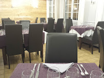 Atmosphère du Restaurant français Relais du Pont Royal à Le Châtelet-sur-Retourne - n°3