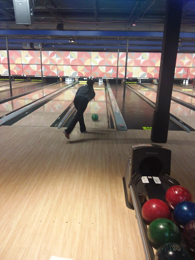 Bowling Alley «Stars and Strikes», reviews and photos, 8767 Roswell Rd, Sandy Springs, GA 30350, USA